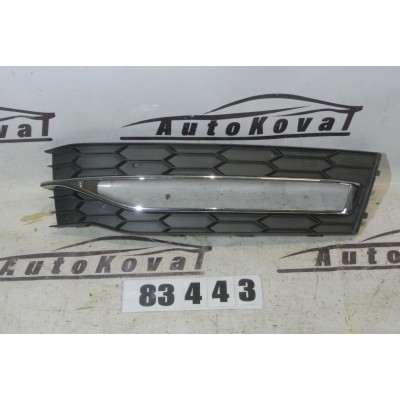 Krytka nárazníku pravá Škoda Superb III facelift...