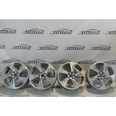 Sada Alu kol Audi R18 8V0601025A 8V0601025BQ ET51 7,5Jx18