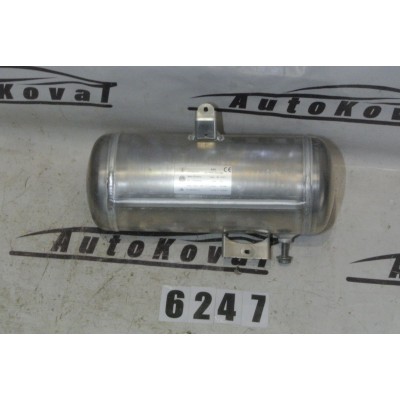 Zásobník tlaku VW Audi 7L0616202A 7L0616202D