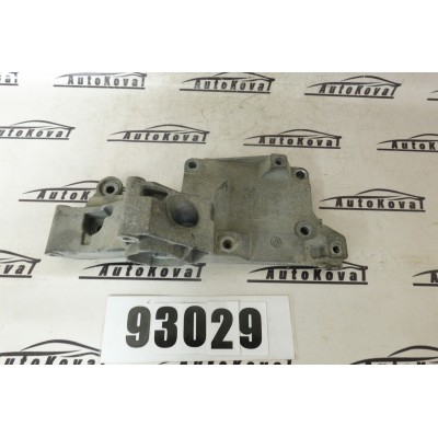 Držák alternátoru VW Škoda 038903143AG 038903143R...