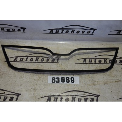 Rámeček masky ŠKODA RAPID 5JA853607A LF9R