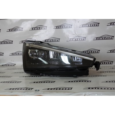 Světlomet přední pravý LED Škoda Scala 657941016A...