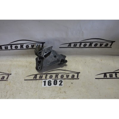 Držák motoru VW Škoda 05L199207