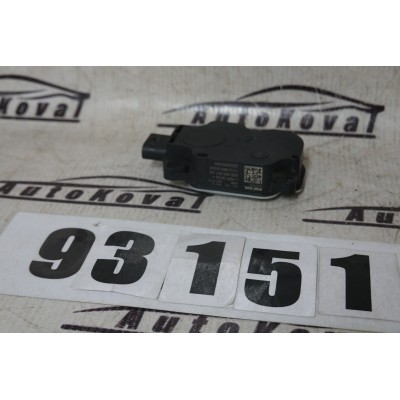 Servomotor pro žaluzii chladiče VW Škoda 95B965501AA