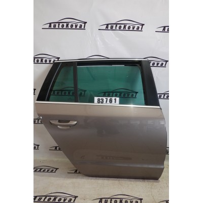 Dveře zadní pravé ŠKODA SUPERB II 3T9833056 LF4U