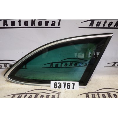Okno zadní pravé ŠKODA SUPERB II kombi 3T9845298L chrom