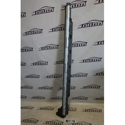 Práh plastový VW Passat B8 Alltrack 3G9853856 3G9853856B MI1