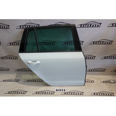 Dveře přední pravé Škoda Octavia III 5E9833056C LF9F
