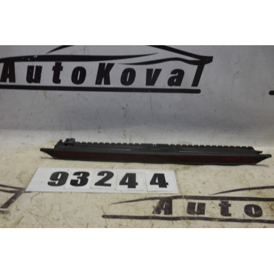 Třetí brzdové světlo VOLKSWAGEN 1J6945097C